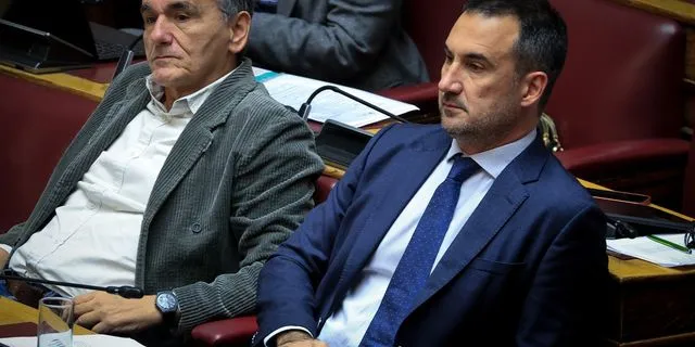 Νέα Αριστερά: Η συνεδρίαση της ΚΕ είναι η πιο κρίσιμη μάχη (μέχρι την επόμενη)