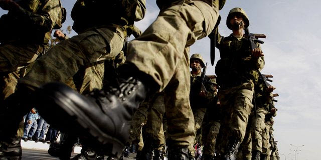 Παρέλαση στα κατεχόμενα