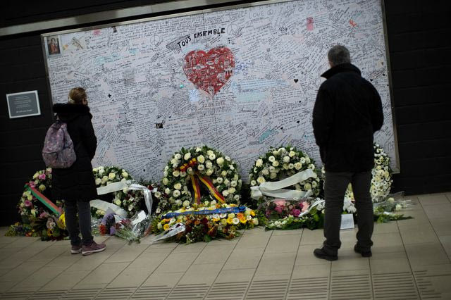 Επιζώντες των βομβιστικών επιθέσεων στις Βρυξέλλες απειλούνται με περικοπές συντάξεων 10 χρόνια μετά