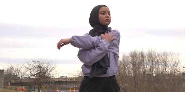 Η αθλήτρια Noor Abukaram με χιτζάμπ