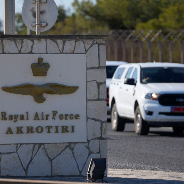 The Times: Με τη βοήθεια των Google Maps χτύπησαν οι δορυφόροι του Ιράν το Ακρωτήρι στην Κύπρο