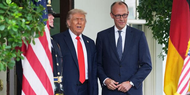 Συνάντηση Τραμπ – Μερτς στον Λευκό Οίκο υπό τη σκιά του πολέμου με το Ιράν