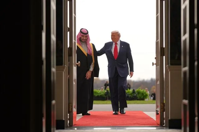 WSJ: “Θέμα χρόνου” η εμπλοκή Σαουδικής Αραβίας και ΗΑΕ στον πόλεμο