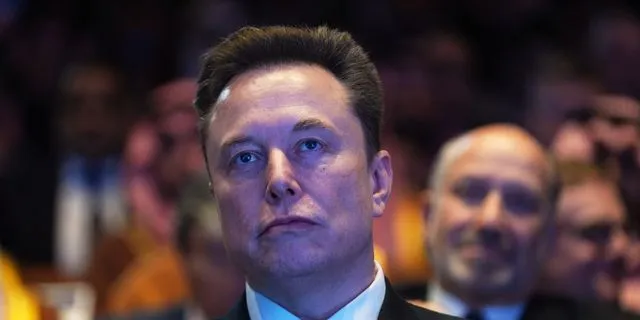 Ο Ίλον Μασκ είναι (ξανά) ο πλουσιότερος άνθρωπος στον κόσμο