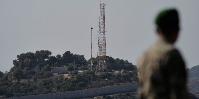 Reuters: Οι ΗΠΑ ενθάρρυναν τη Συρία να στείλει στρατό στον Λίβανο κατά της Χεζμπολάχ