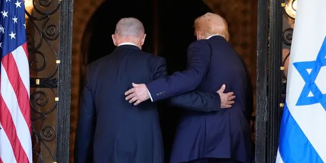 Reuters: Πώς ο Νετανιάχου έπεισε τον Τραμπ να ξεκινήσουν τον πόλεμο στο Ιράν