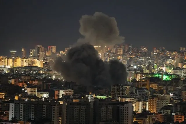 Το Ισραήλ προχωρά στην “επόμενη φάση του πολέμου” – Σάντσεθ-Μακρόν στηρίζουν Λίβανο