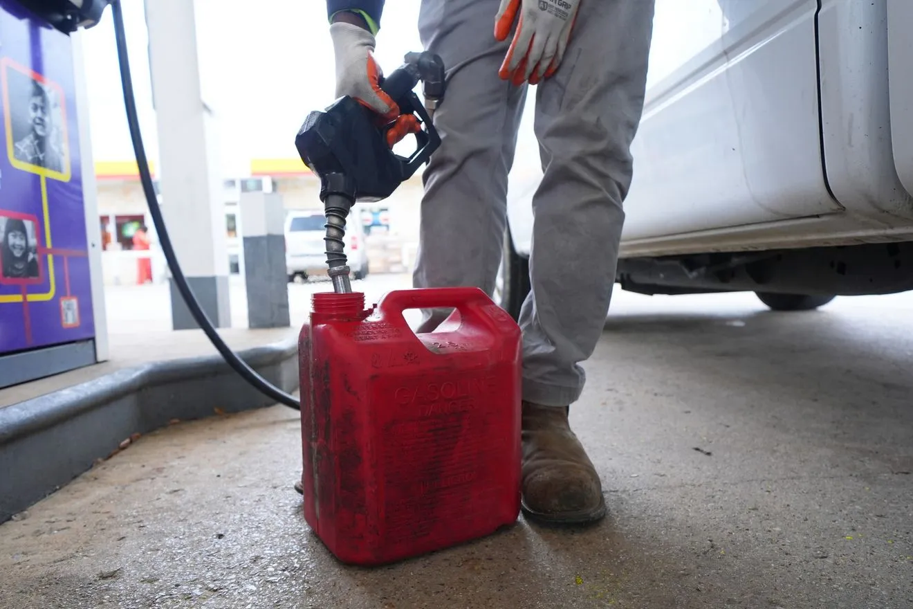 Ανεφοδιασμός πετρελαίου