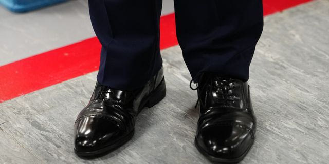 Τα μεγάλα παπούτσια του Ρούμπιο που έγιναν viral και η εμμονή του Τραμπ