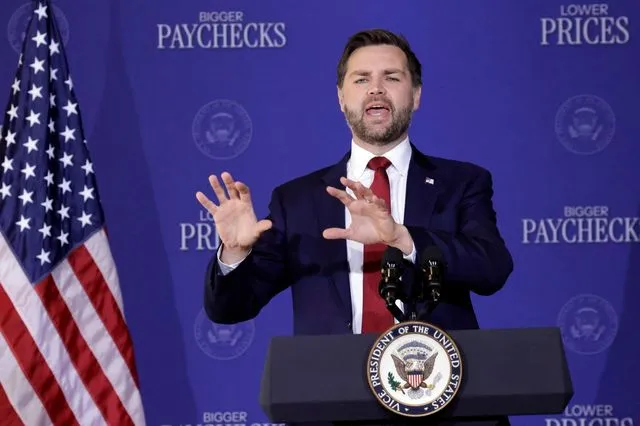 Βανς: Ο Μοτζτάμπα Χαμενεΐ είναι χτυπημένος, αλλά πιθανότατα ζωντανός