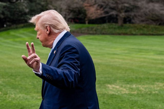 Reuters: Ο πόλεμος με το Ιράν ξεφεύγει από τον έλεγχο του Τραμπ