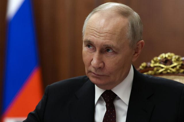 Τηλεφωνική επικοινωνία Πούτιν και προέδρου των ΗΑΕ: Στο επίκεντρο η κατάσταση στη Μ. Ανατολή