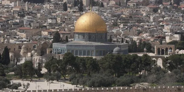 Ιερουσαλήμ: Κλειστό το αλ-Άκσα για πρώτη φορά από το 1967 – Επίθεση με χημικά σε Παλαιστίνιους