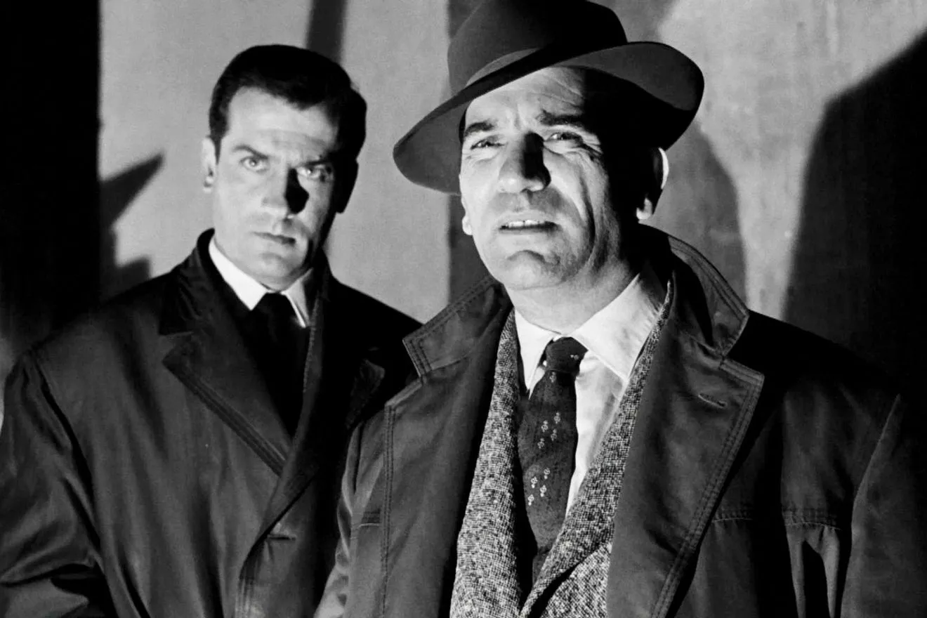 Έγκλημα στα Παρασκήνια