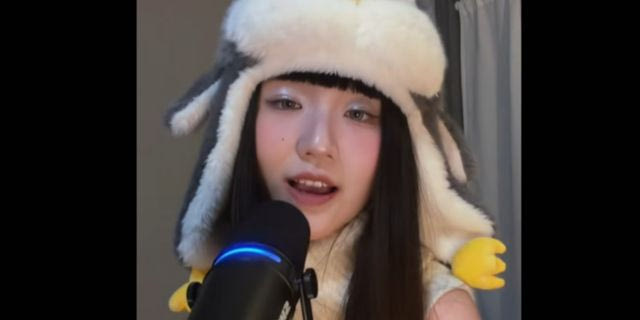 Η 22χρονη από την Κίνα που σπουδάζει στο ΕΚΠΑ και τραγουδάει Akyla