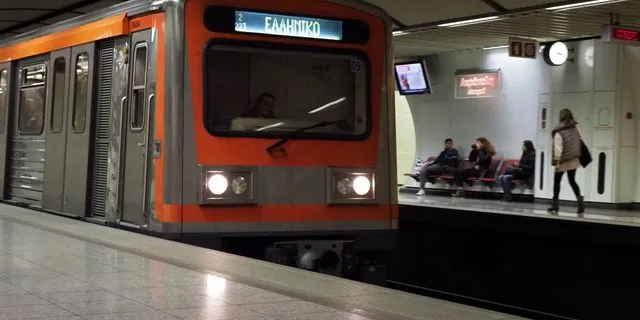 Οδηγοί σε Μετρό, Τραμ, Ηλεκτρικό: Υπερωρίες, εντατικοποίηση και παραιτήσεις