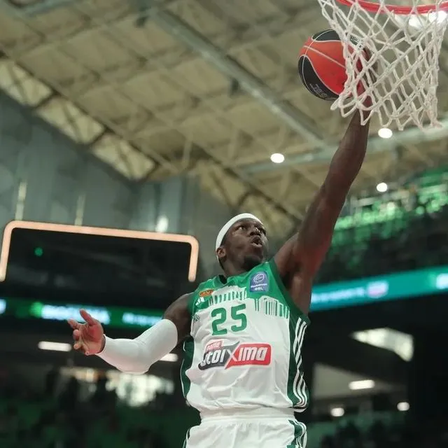 Παναθηναϊκός AKTOR – ΑΕΚ 103-78: Οι πράσινοι γύρισαν από το -17 με show του Ναν