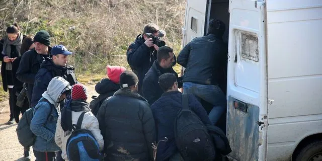 Pushback προσφύγων από Αφγανούς παραστρατιωτικούς σε ελληνικό έδαφος