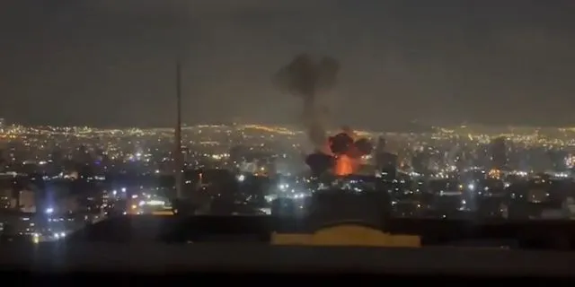 Ιράν: Χτυπήθηκε η κρατική τηλεόραση – Βίντεο