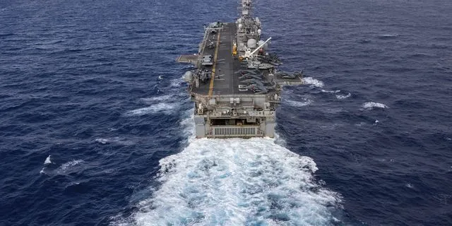 Ρωσία: “Καμπανάκι” για τους κινδύνους από το κλείσιμο του Στενού του Ορμούζ