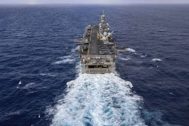 Ρωσία: “Καμπανάκι” για τους κινδύνους από το κλείσιμο του Στενού του Ορμούζ