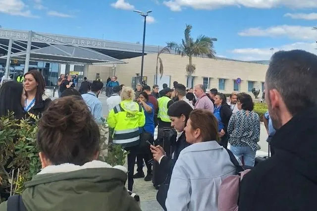 Κύπρος: Συναγερμός στο αεροδρόμιο Πάφου – Εκκενώνεται λόγω ύποπτου αντικειμένου