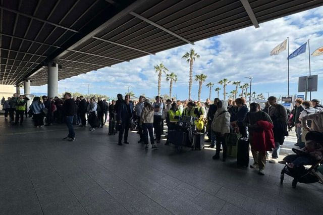 Λήξη συναγερμού στο αεροδρόμιο Πάφου – Σε περιορισμό οι κάτοικοι τριών κοινοτήτων