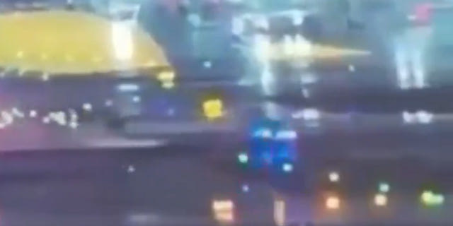 Νέα Υόρκη: Η στιγμή της σύγκρουσης του αεροσκάφους με πυροσβεστικό όχημα