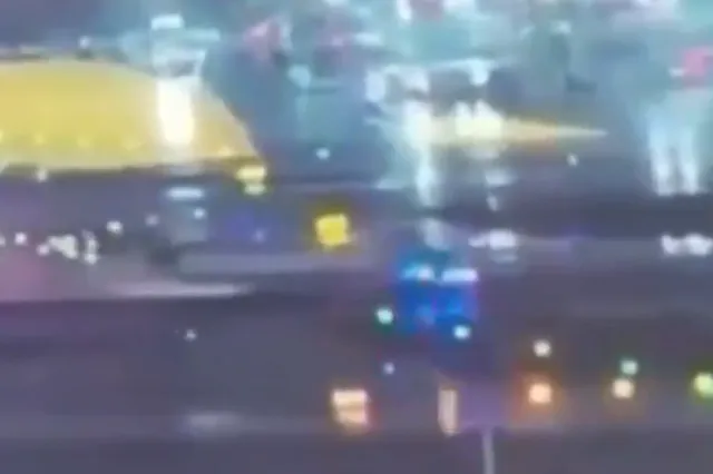 Νέα Υόρκη: Η στιγμή της σύγκρουσης του αεροσκάφους με πυροσβεστικό όχημα