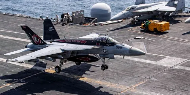 Αεροπλανοφόρο Abraham Lincoln