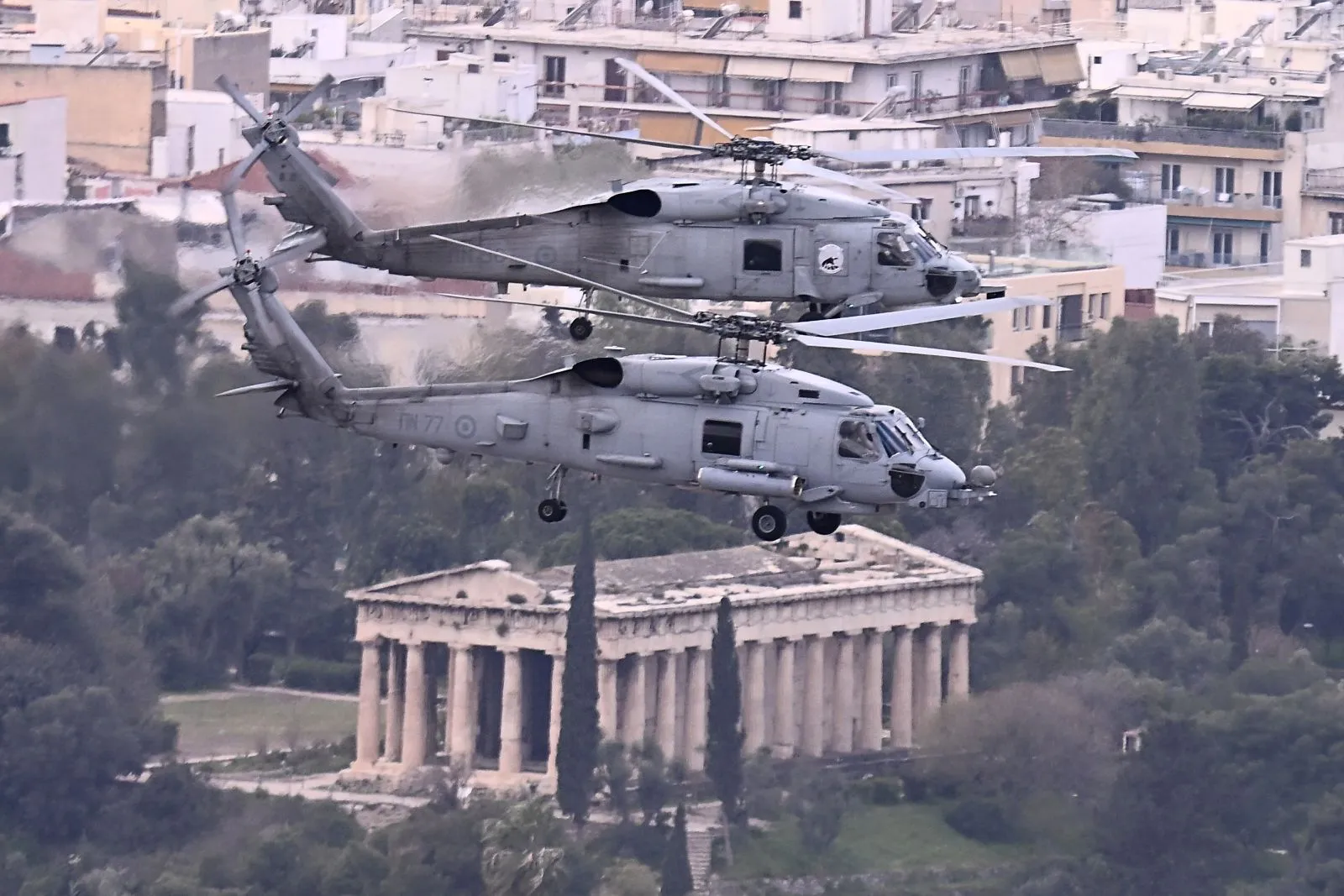 Πτήσεις αεροσκαφών πάνω από την Αθήνα για την παρέλαση της εθνικής επετείου της 25ης Μαρτίου 1821