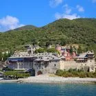 Άγιον Όρος: Μίνι λεωφορείο έπεσε στη θάλασσα – Σώος ο οδηγός