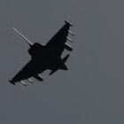 Οι Βρετανοί παραχωρούν βάσεις στις ΗΠΑ για επιθέσεις – Εκτός ελέγχου ο Τραμπ κατά ΝΑΤΟ