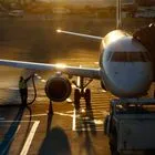 Financial Times: Σχέδια έκτακτης ανάγκης για ελλείψεις αεροπορικών καυσίμων