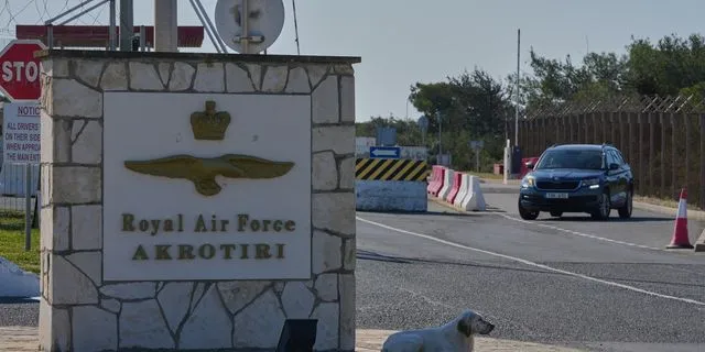 Παρατείνονται τα μέτρα εκκένωσης στο Ακρωτήρι της Κύπρου