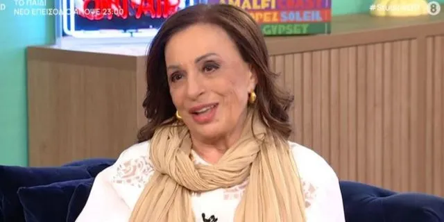 Χάρις Αλεξίου: “Όταν έχασα τη φωνή μου πήγα σε ένα Γάλλο γιατρό και μου είπε ότι είναι ψυχολογικό”