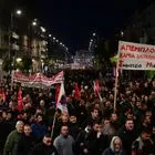 Ηχηρό “παρών” στο αντιπολεμικό συλλαλητήριο στο Σύνταγμα – Φωτογραφίες