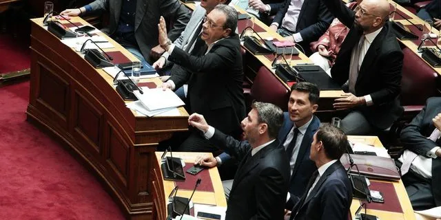 Πώς θα απεγκλωβιστεί η Αντιπολίτευση;