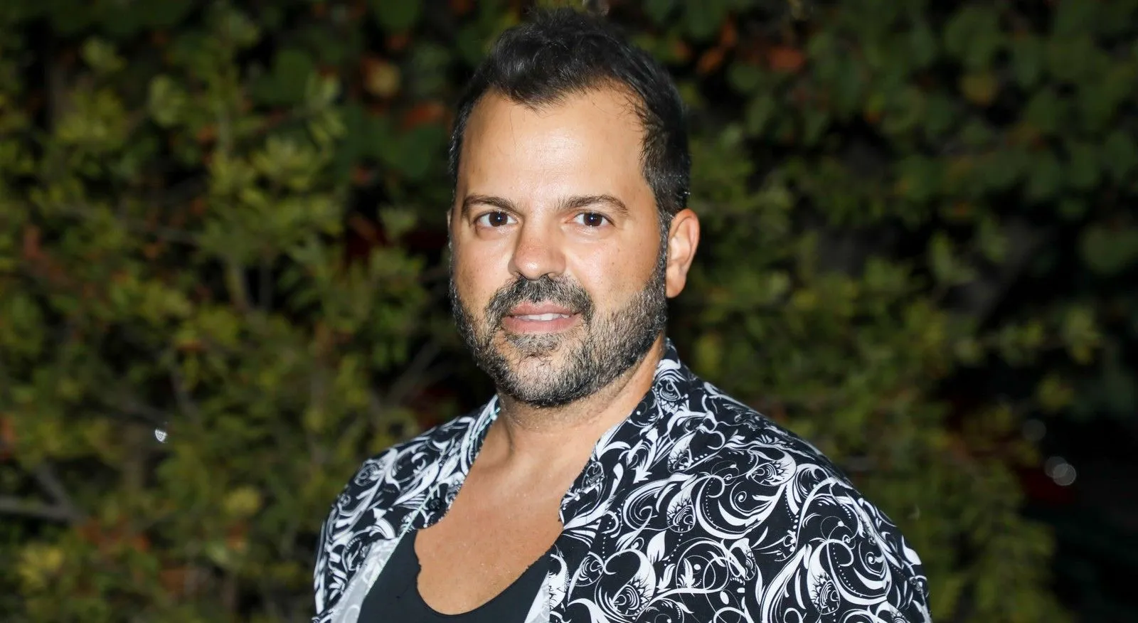 Νίκος Απέργης: “Δεν είμαι πια το καλό παιδί, έγινα επαγγελματίας”