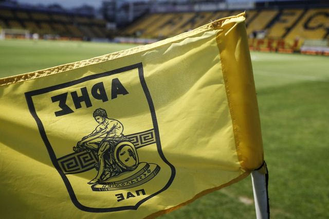 Θεσσαλονίκη: Έφοδος της ΕΛ.ΑΣ. στον σύνδεσμο του Άρη στη Χαριλάου