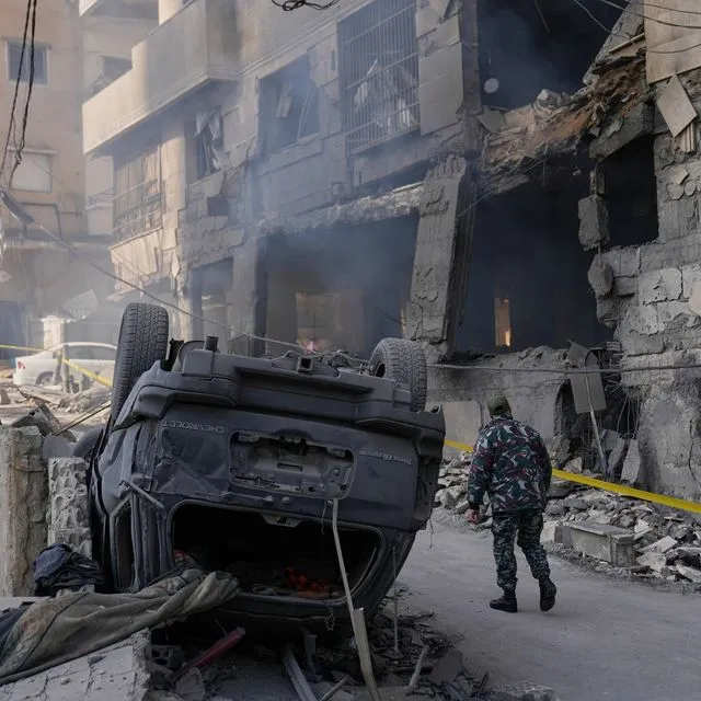 Το Ιράν προειδοποιεί με αντίποινα τις ΗΠΑ – Πλήγμα στην αμερικανική πρεσβεία στη Βαγδάτη