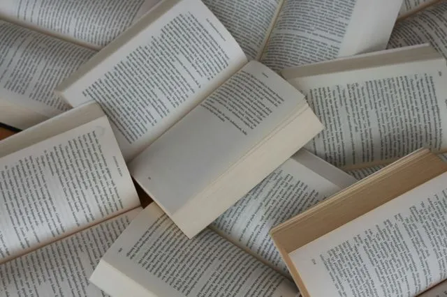 5 βιβλία που θα λύσουν όλες τις απορίες για όσα συμβαίνουν στον κόσμο -και στην Ελλάδα- σήμερα