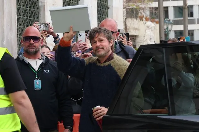 Ο Μπραντ Πιτ στην πλατεία Κοτζιά