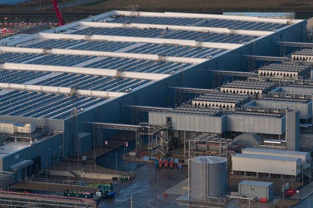 Ινστιτούτο Τσίπρα για data centers: Από τη “ψηφιακή αποικία” στη στρατηγική αυτονομία