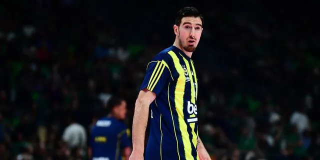 Σοκ στη Φενέρμπαχτσε με Ντε Κολό