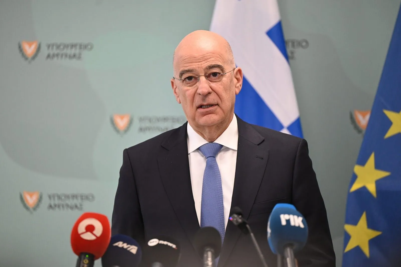 LIVE: Δένδιας: Δεν έχουμε καμιά πληροφόρηση για drones προς τη Σούδα