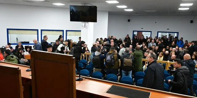 Δίκη για το σιδηροδρομικό δυστύχημα στα Τέμπη.