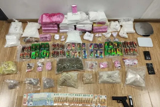 Συλλήψεις διακινητών ναρκωτικών – Διακινούσαν και στην Πανεπιστημιούπολη Ζωγράφου