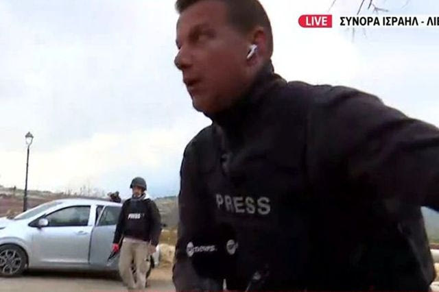 Η στιγμή της επίθεσης με drone καταγράφηκε σε ζωντανή μετάδοση της ΕΡΤ – Βίντεο