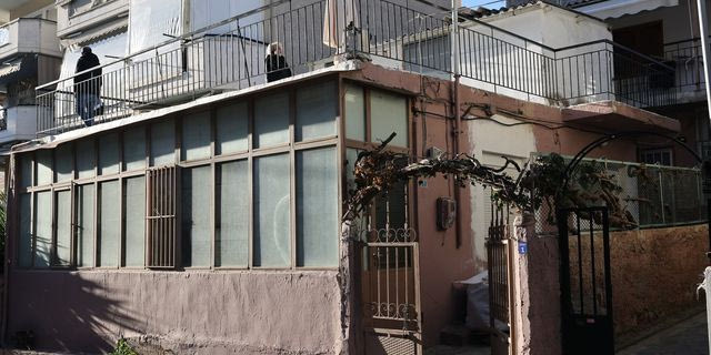 Εύοσμος: Σήμερα η ιατροδικαστική για την 59χρονη που βρέθηκε νεκρή με ζώνη στον λαιμό